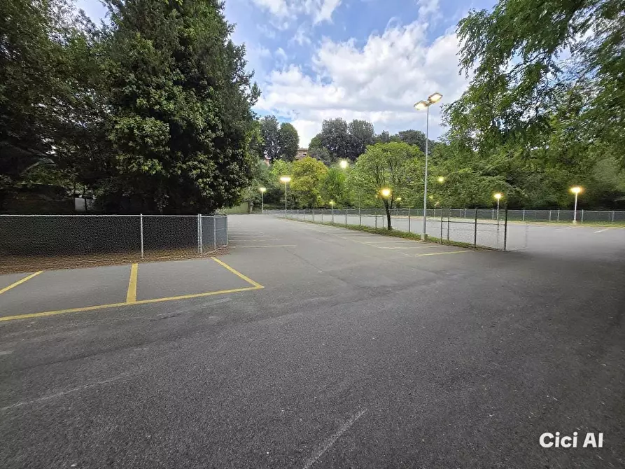 Immagine 5 di Appartamento in vendita  a Siena