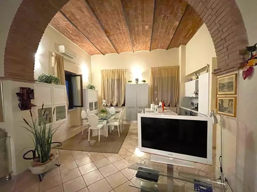 Immagine 3 di Appartamento in vendita  a Seravezza