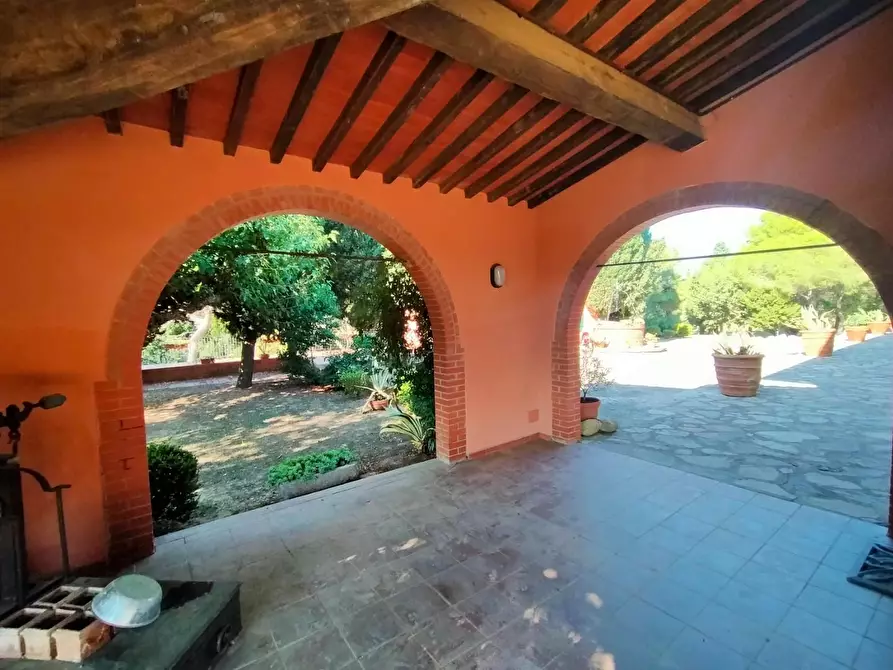 Immagine 8 di Casa colonica in vendita  a Casciana Terme Lari