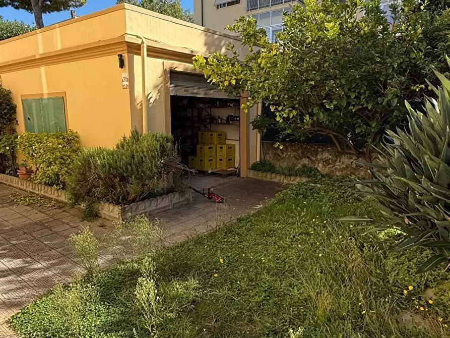 Immagine 9 di Villetta a schiera in affitto  a Livorno