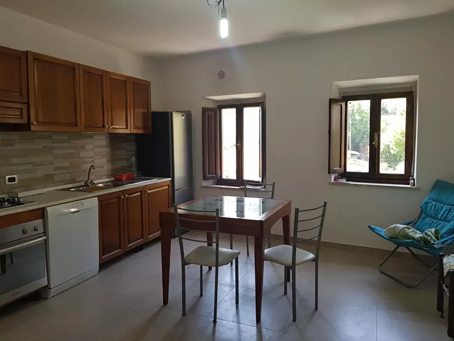 Immagine 2 di Appartamento in vendita  a Calci