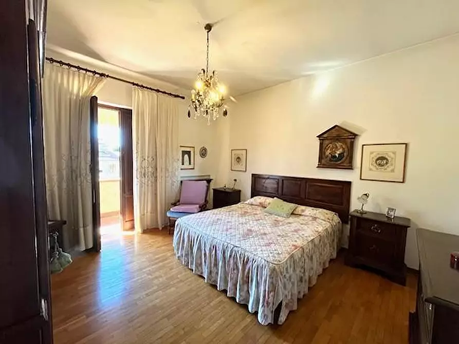 Immagine 15 di Casa bifamiliare in vendita  a Camaiore