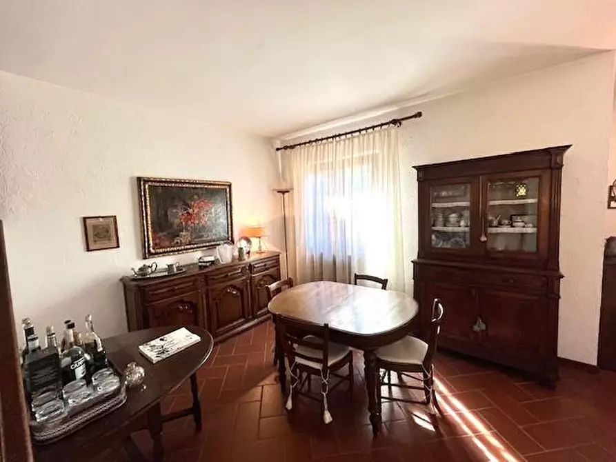 Immagine 5 di Casa bifamiliare in vendita  a Camaiore