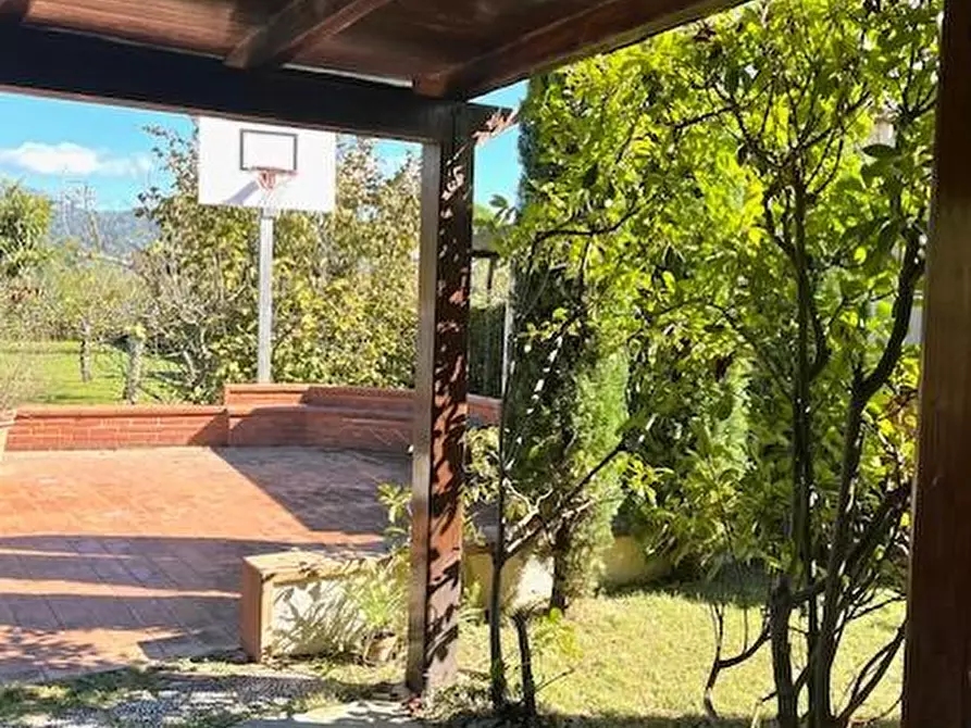 Immagine 23 di Casa bifamiliare in vendita  a Camaiore