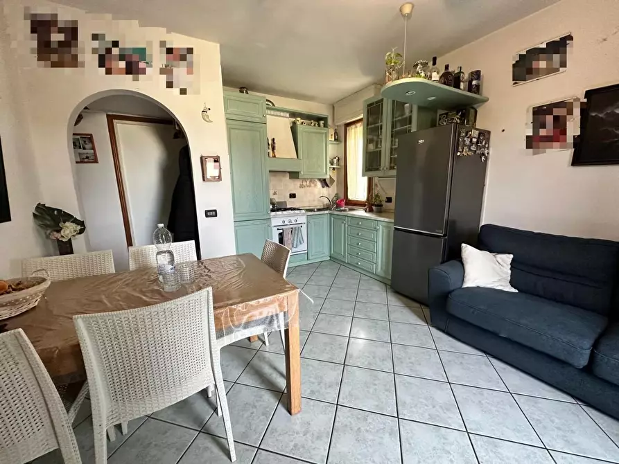 Immagine 2 di Appartamento in vendita  a Cecina