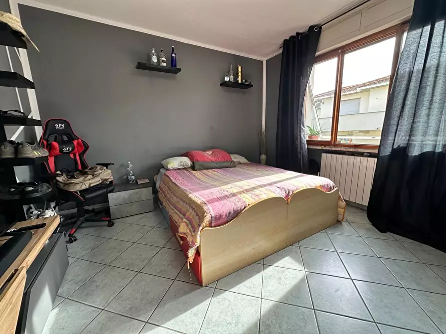 Immagine 4 di Appartamento in vendita  a Cecina