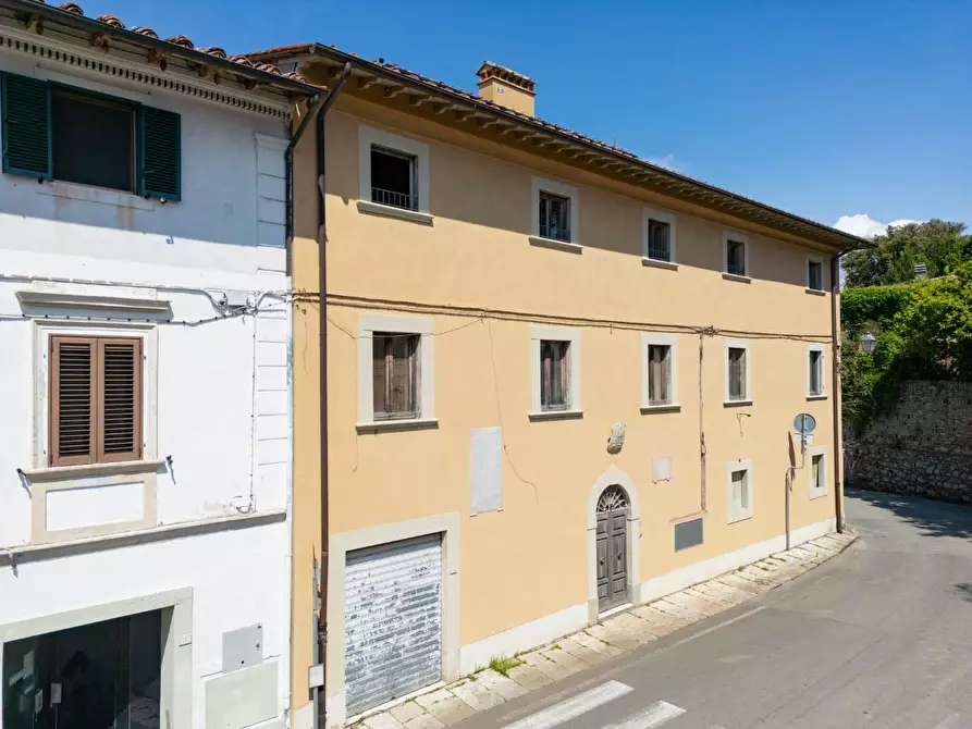 Immagine 8 di Villa in vendita  a Casciana Terme Lari