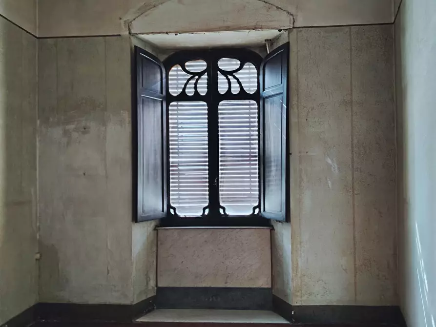 Immagine 11 di Appartamento in vendita  a Carrara