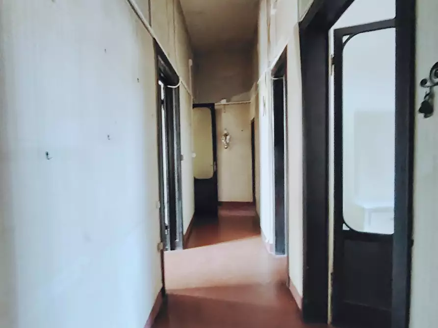 Immagine 10 di Appartamento in vendita  a Carrara