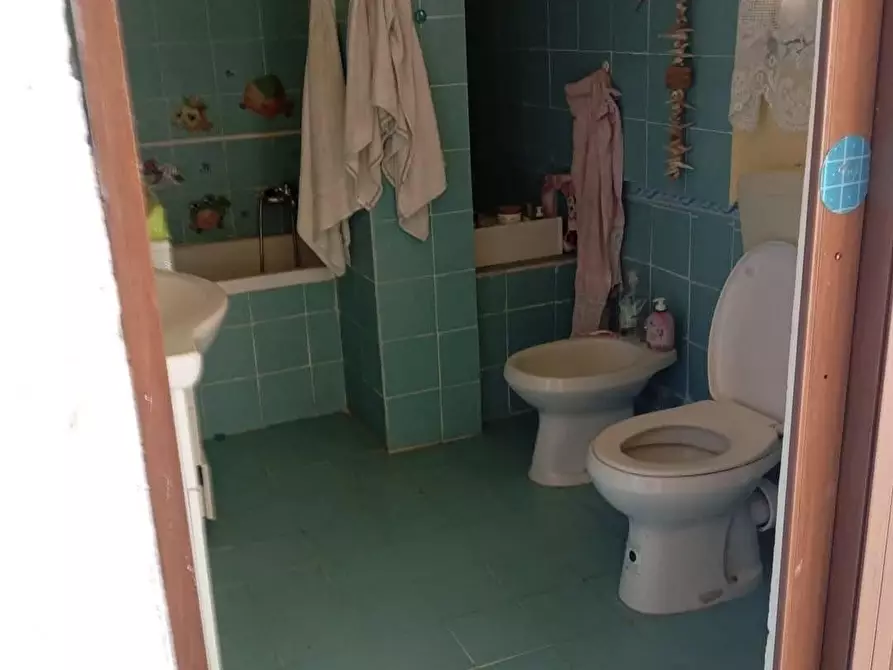 Immagine 6 di Appartamento in vendita  a Viareggio