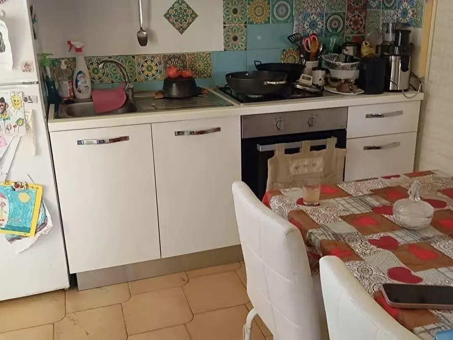 Immagine 1 di Appartamento in vendita  a Viareggio