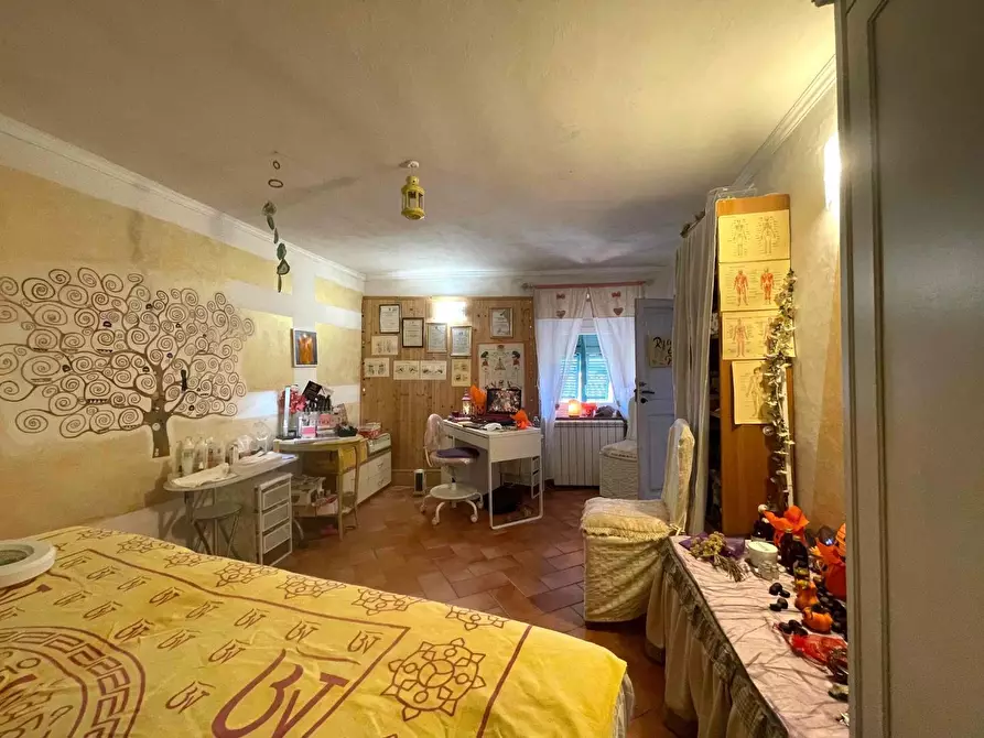 Immagine 17 di Casa semindipendente in vendita  a Fosdinovo