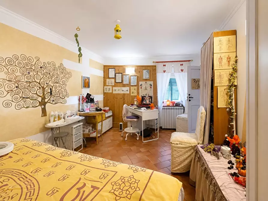 Immagine 15 di Casa semindipendente in vendita  a Fosdinovo