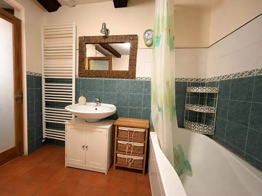 Immagine 23 di Casa semindipendente in vendita  a Fosdinovo