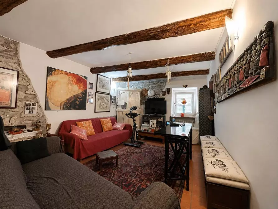 Immagine 6 di Casa semindipendente in vendita  a Fosdinovo