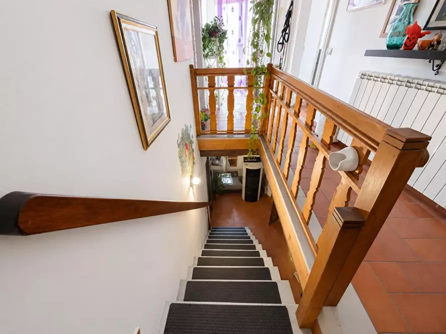 Immagine 18 di Casa semindipendente in vendita  a Fosdinovo