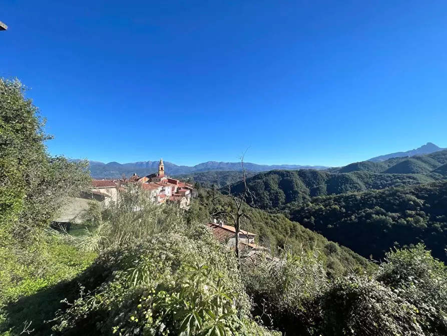 Immagine 2 di Casa semindipendente in vendita  a Fosdinovo