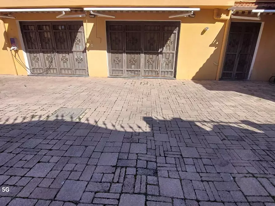 Immagine 1 di Terratetto in vendita  a Livorno