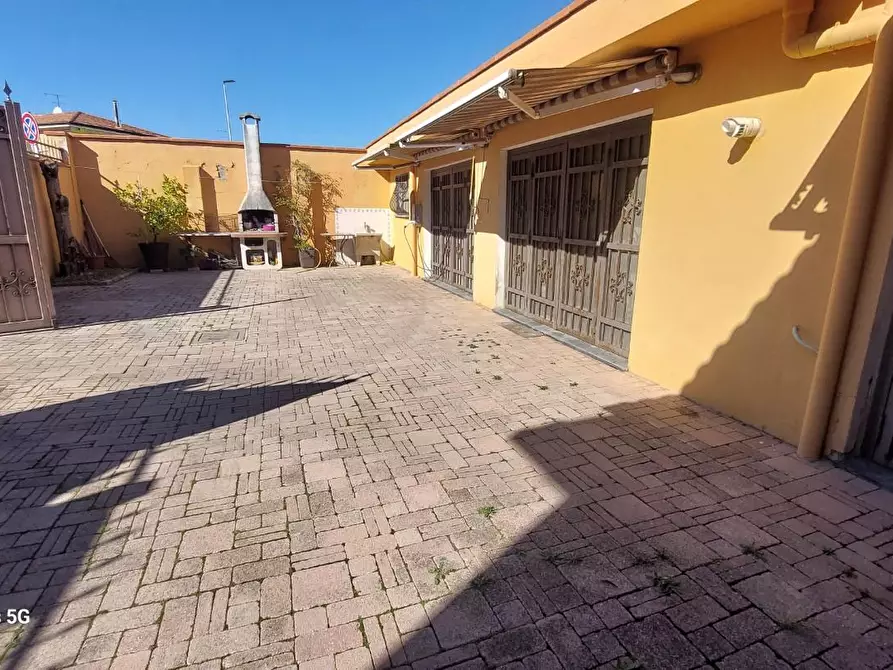 Immagine 3 di Terratetto in vendita  a Livorno