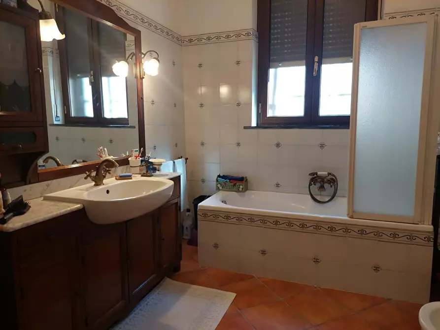 Immagine 39 di Terratetto in vendita  a Livorno