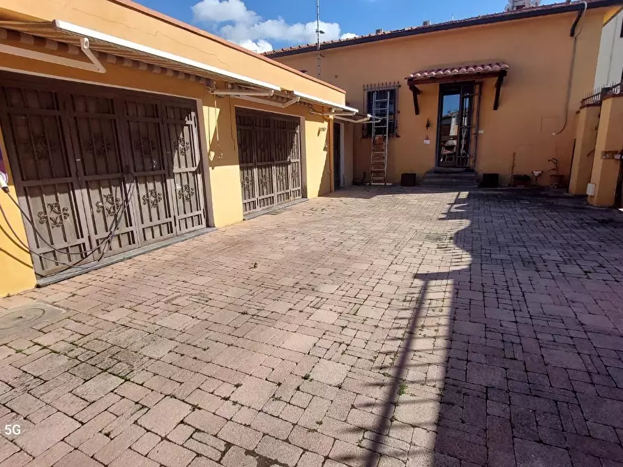 Immagine 2 di Terratetto in vendita  a Livorno