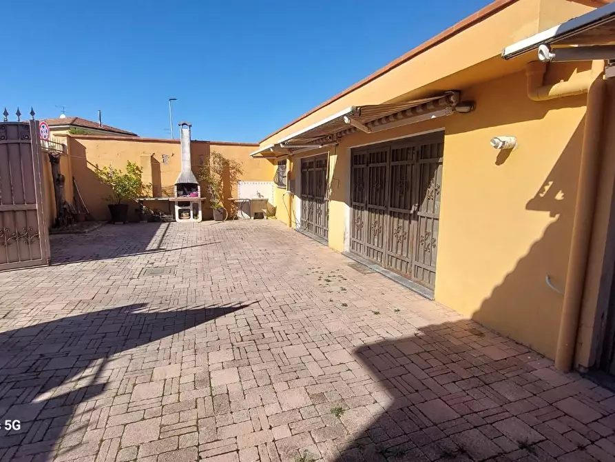 Immagine 4 di Terratetto in vendita  a Livorno