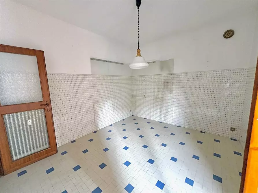 Immagine 7 di Appartamento in vendita  a Pisa