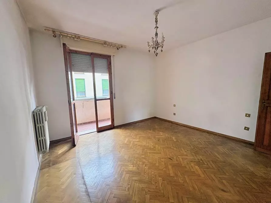 Immagine 14 di Appartamento in vendita  a Pisa