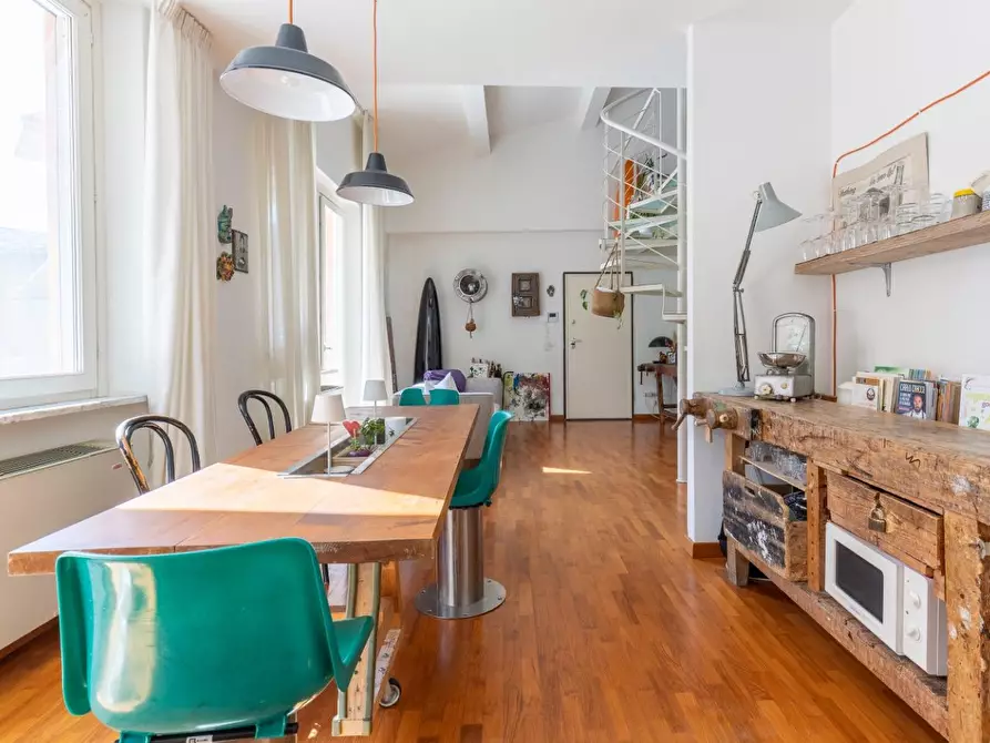 Immagine 3 di Mansarda in vendita  a Pisa