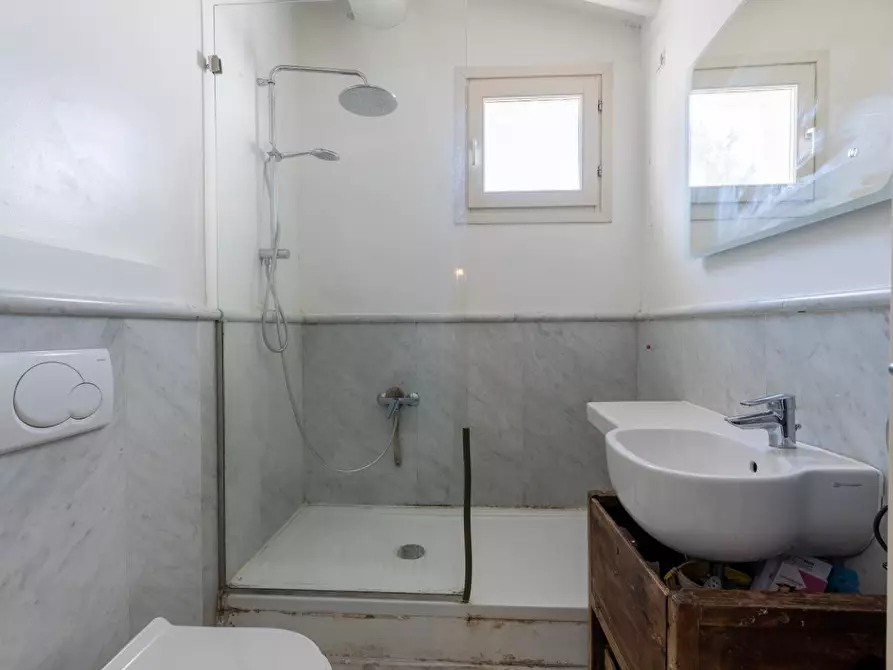 Immagine 9 di Mansarda in vendita  a Pisa