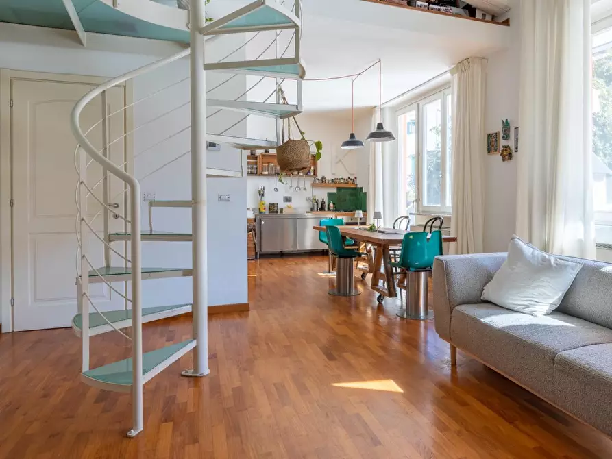 Immagine 1 di Mansarda in vendita  a Pisa