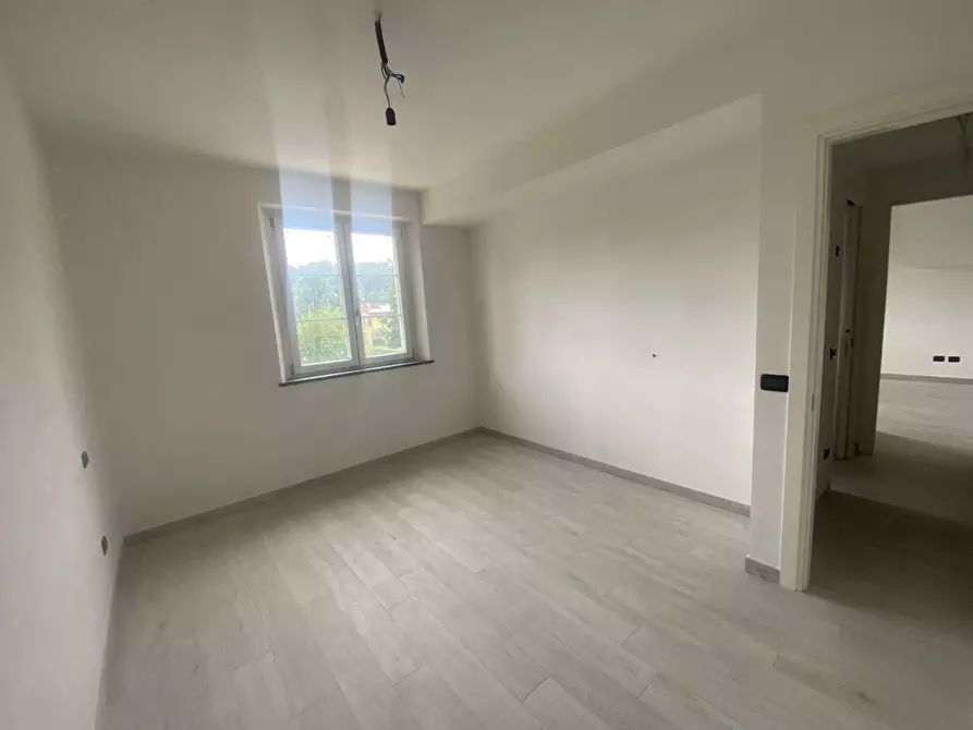 Immagine 20 di Villa in vendita  a Capannori