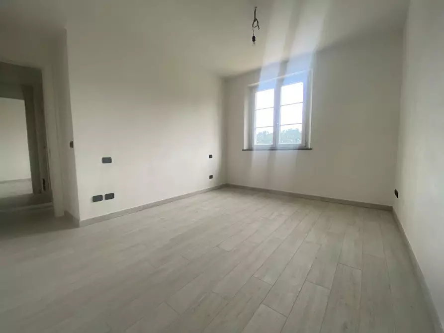 Immagine 15 di Villa in vendita  a Capannori