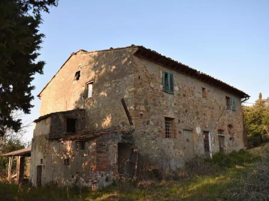 Immagine 2 di Casa colonica in vendita  a Gambassi Terme