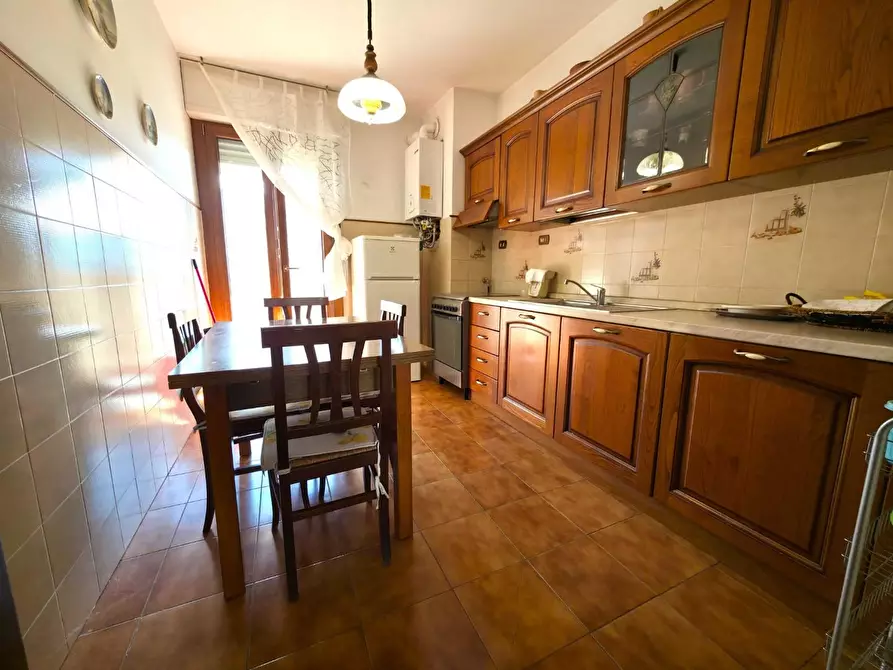 Immagine 9 di Appartamento in vendita  a Massa