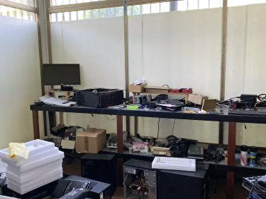 Immagine 1 di Locale commerciale in vendita  a Arcola