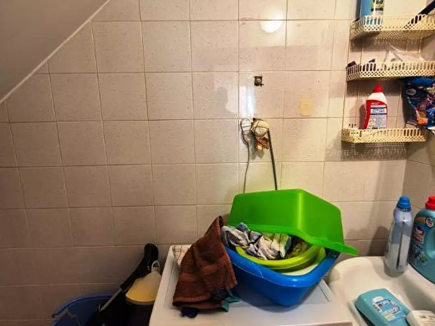 Immagine 8 di Appartamento in vendita  a Siena