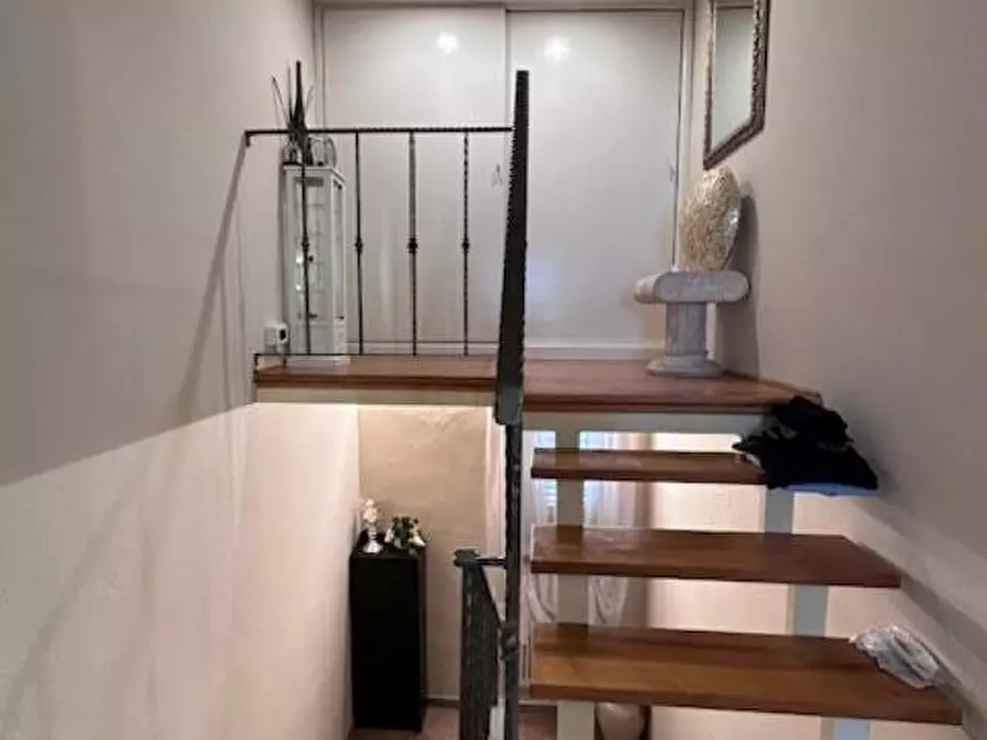 Immagine 32 di Terratetto in vendita  a Cascina