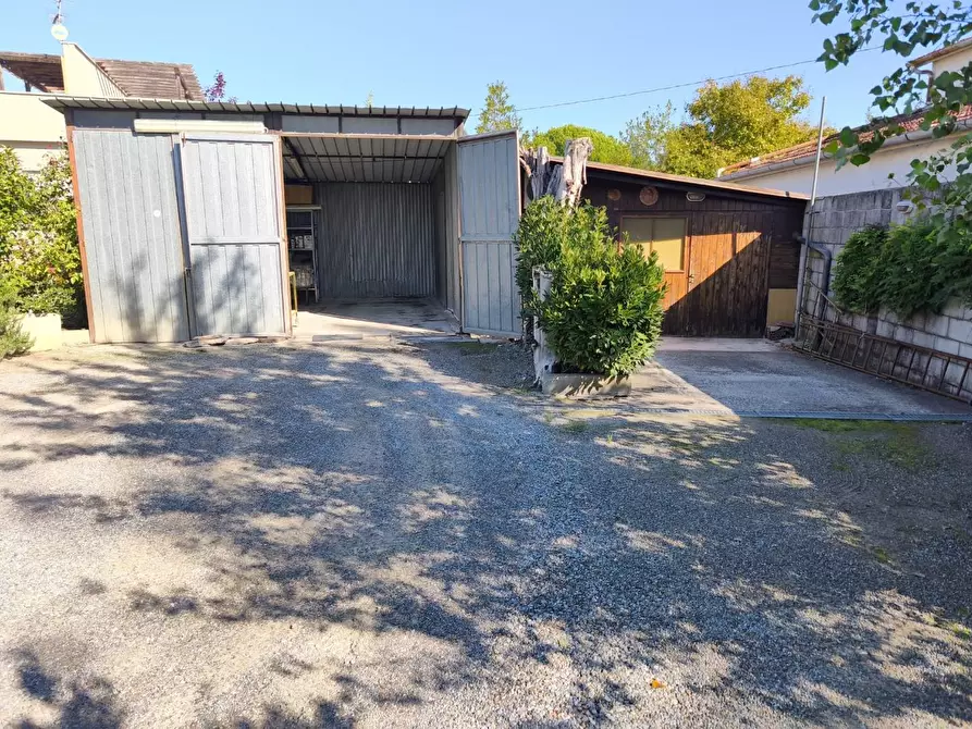 Immagine 19 di Casa bifamiliare in vendita  a Ponsacco