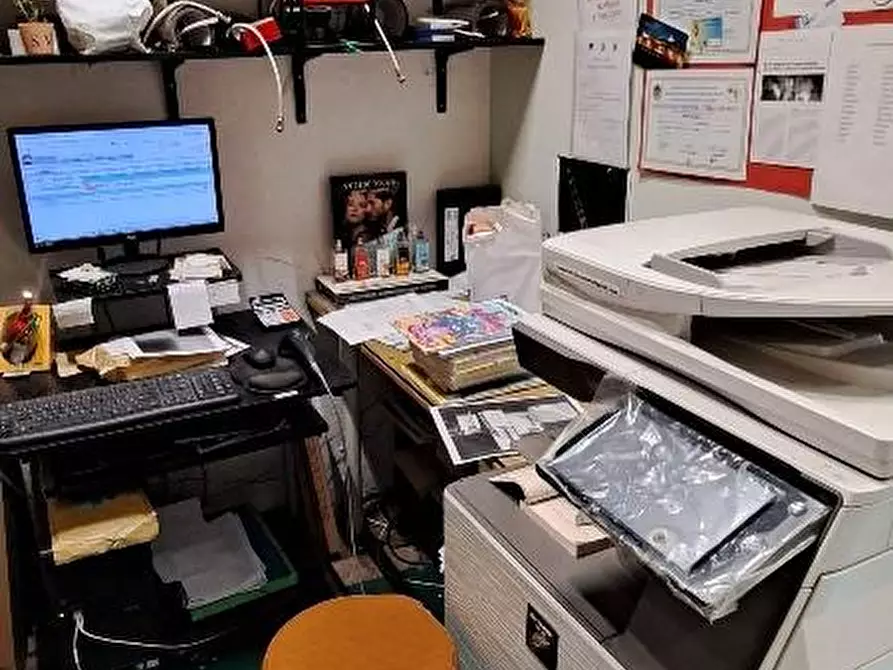 Immagine 4 di Locale commerciale in vendita  a Cascina