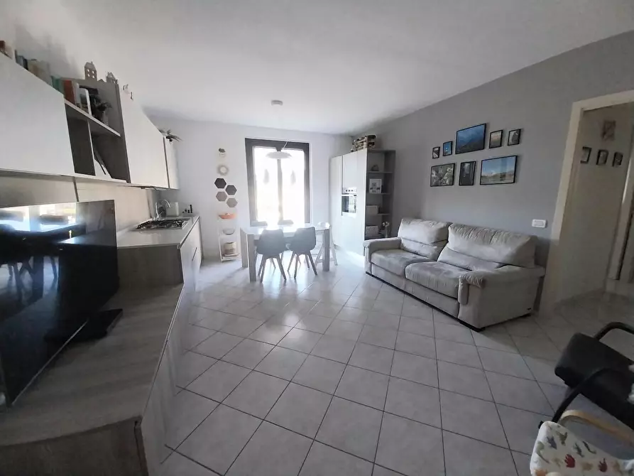 Immagine 4 di Appartamento in vendita  a Calci