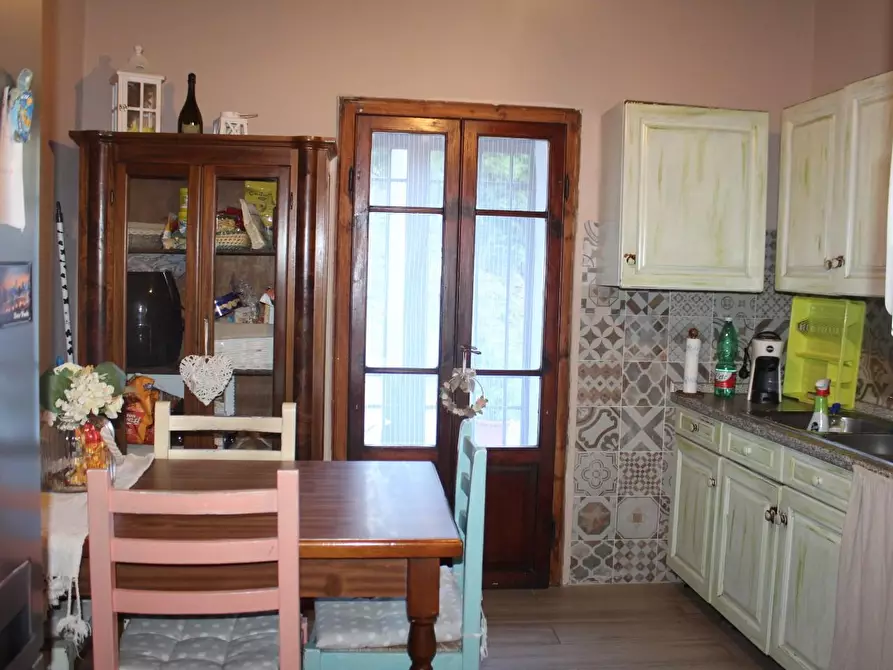 Immagine 1 di Villa in vendita  a Buti