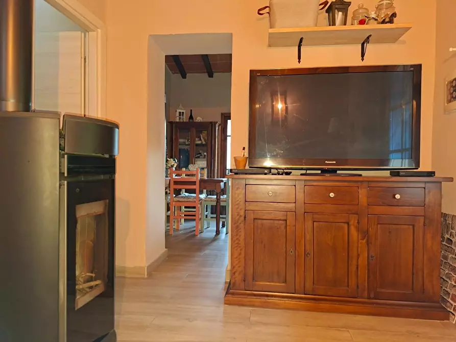 Immagine 3 di Villa in vendita  a Buti