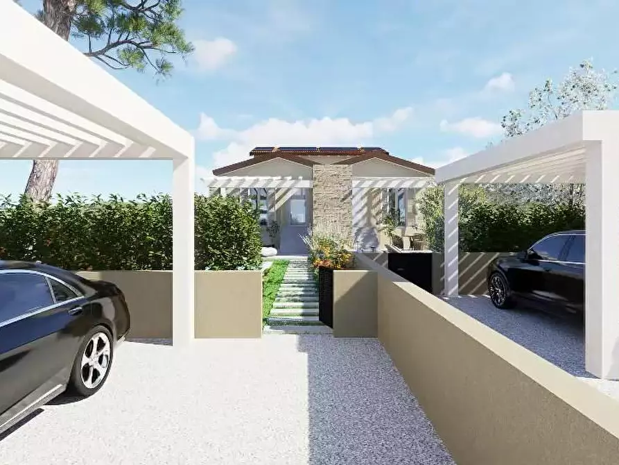 Immagine 7 di Casa bifamiliare in vendita  a Capannori