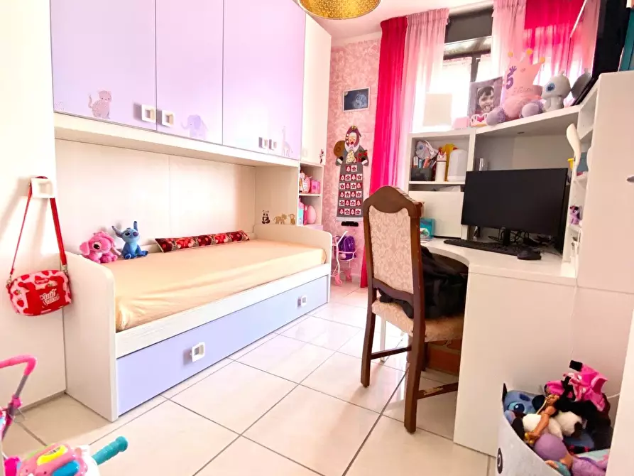 Immagine 16 di Appartamento in vendita  a Latina