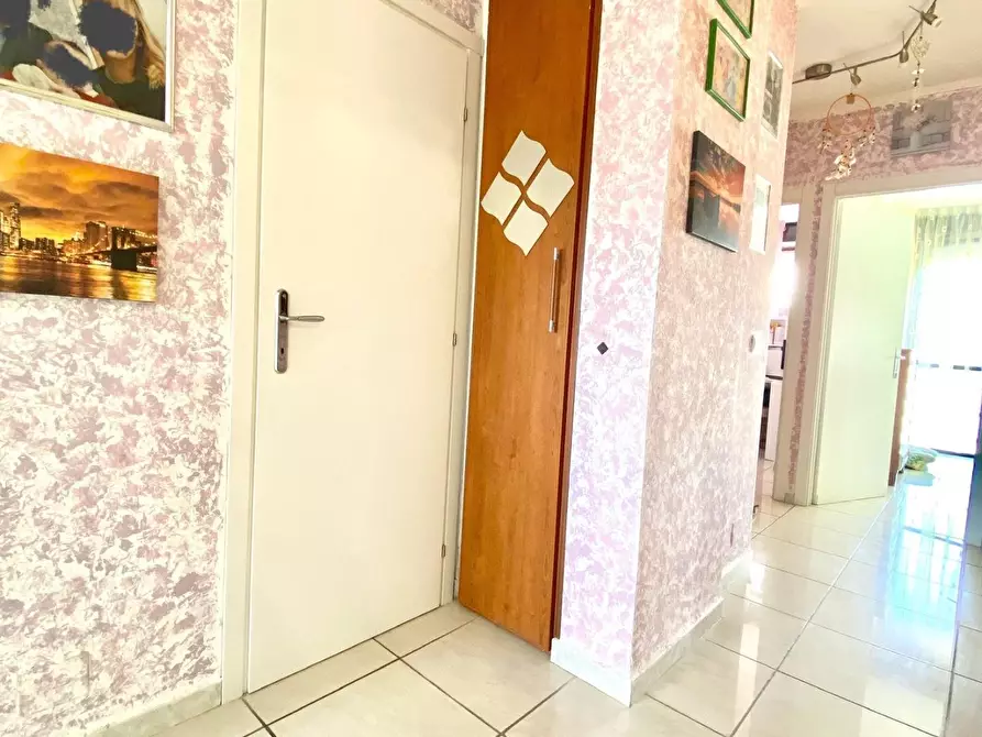 Immagine 15 di Appartamento in vendita  a Latina