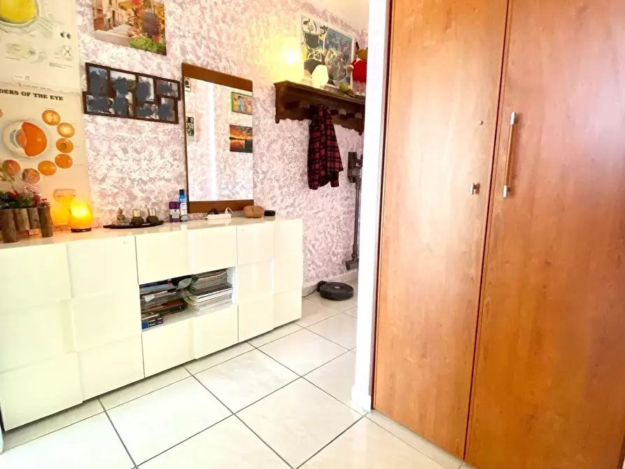 Immagine 17 di Appartamento in vendita  a Latina