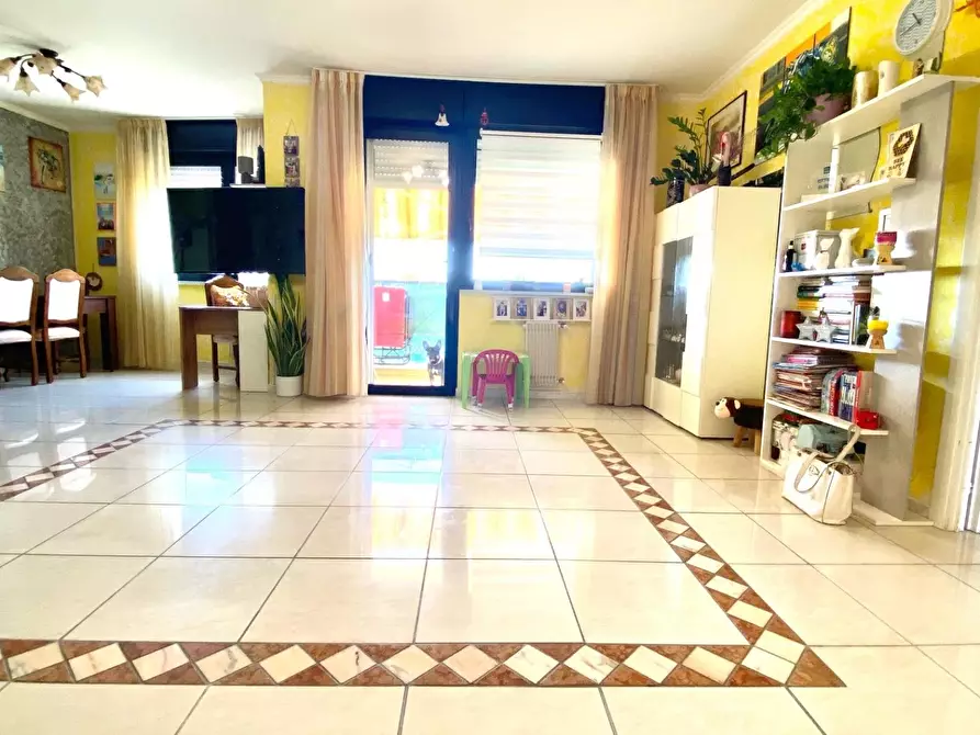 Immagine 21 di Appartamento in vendita  a Latina