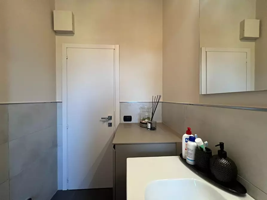 Immagine 41 di Mansarda in vendita  a Empoli