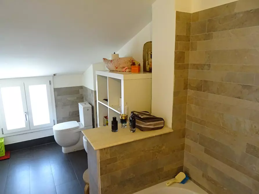 Immagine 34 di Terratetto in vendita  a Prato